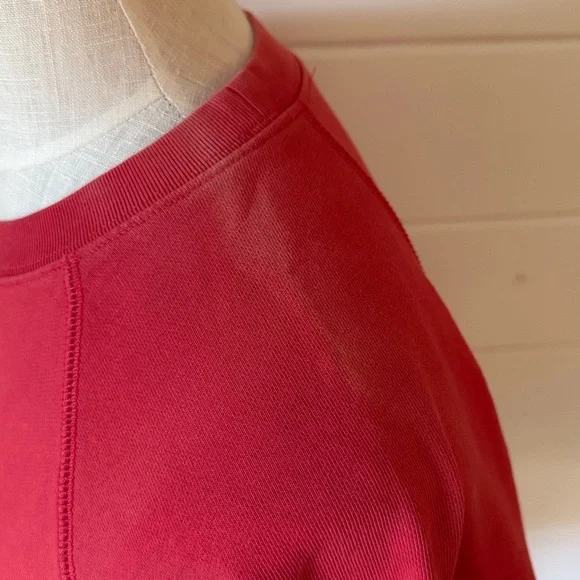 Absolutely Adorable MarcJacobs and Peanuts Collaboration Sweatshirt - Picture 4 of 4